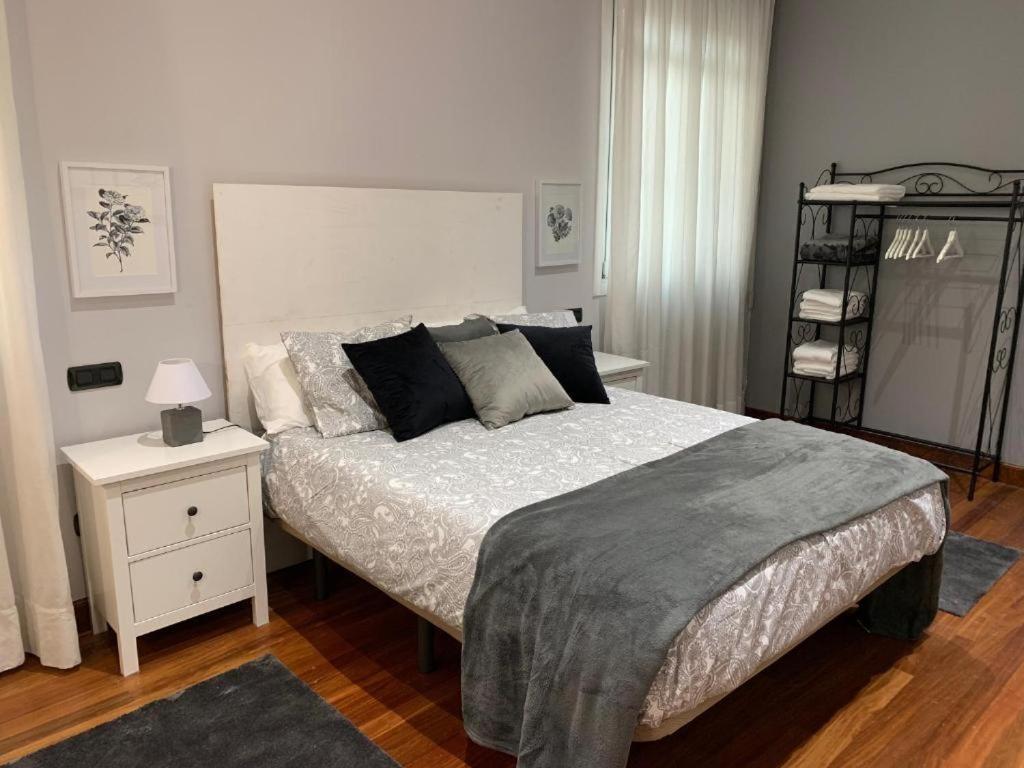 En Pleno Centro De Y Muy Cerca Del Guggenheim Apartamento Bilbao